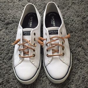 White Shoes women's Sperrys size 8 1/2